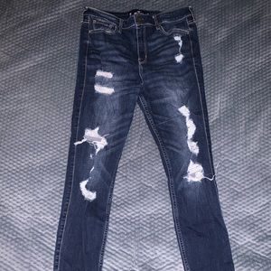 Hollister distressed high rise crop super skinny size 9R blue color